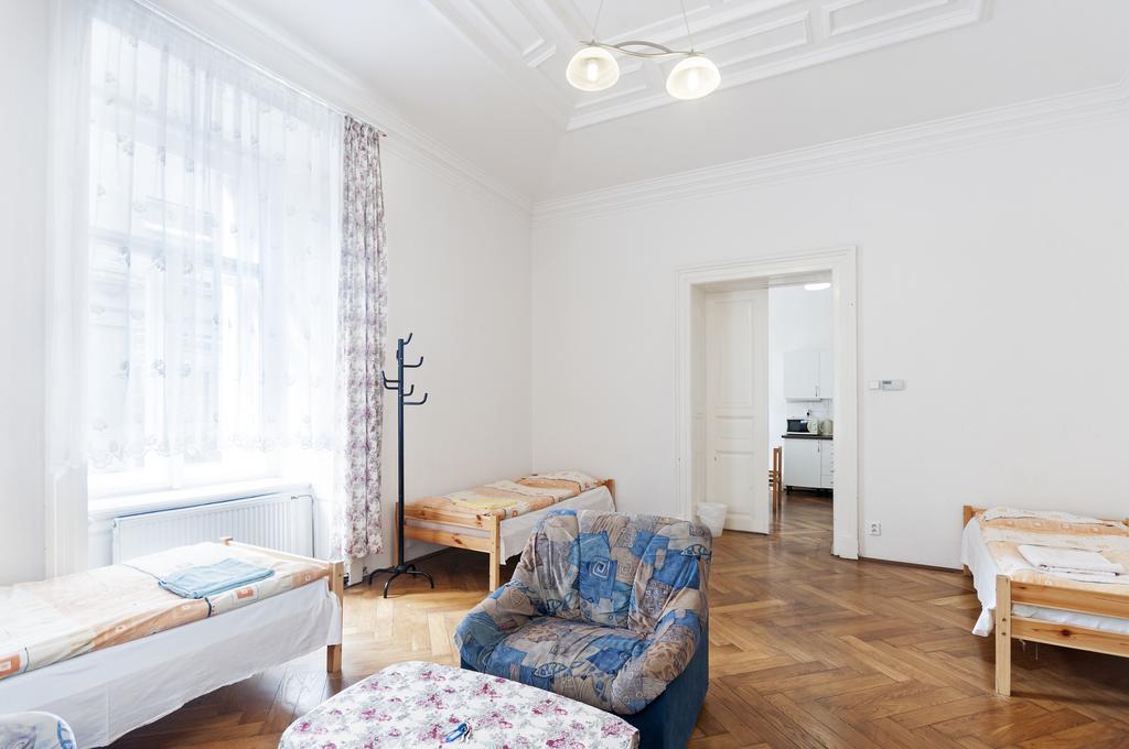 Gallery Hostel - Prague — Photos 2
